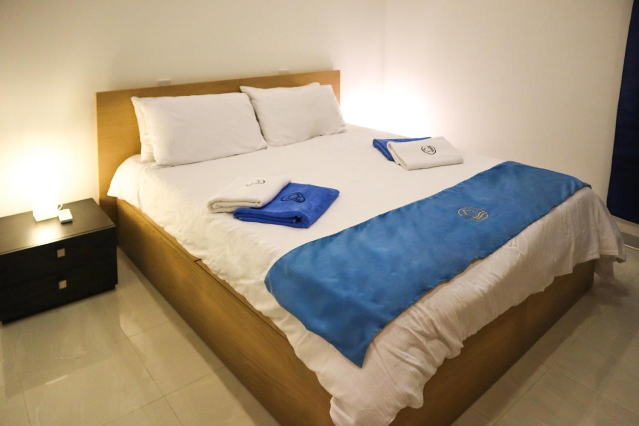 Gee9Teen At Fort Chambray Villa Mgarr Екстериор снимка
