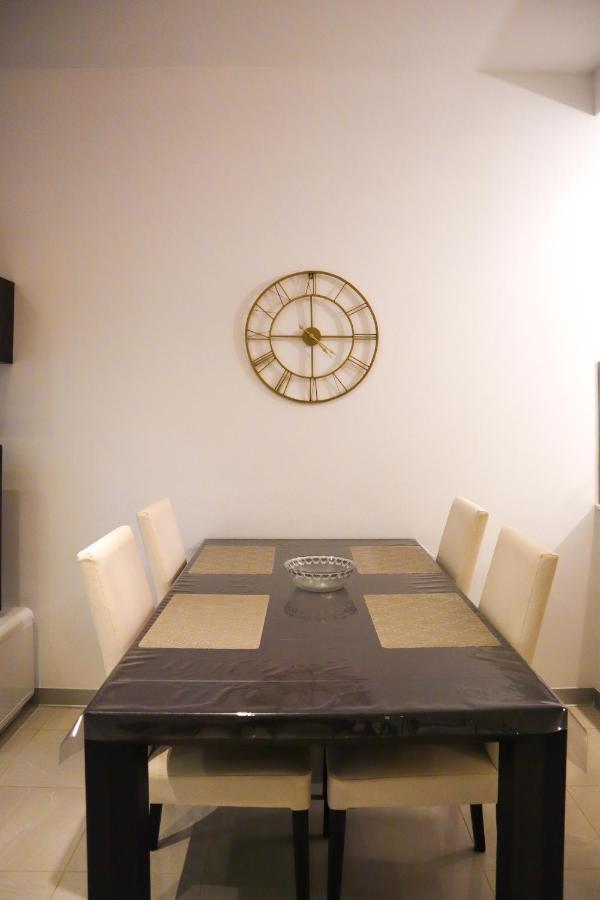 Gee9Teen At Fort Chambray Villa Mgarr Екстериор снимка