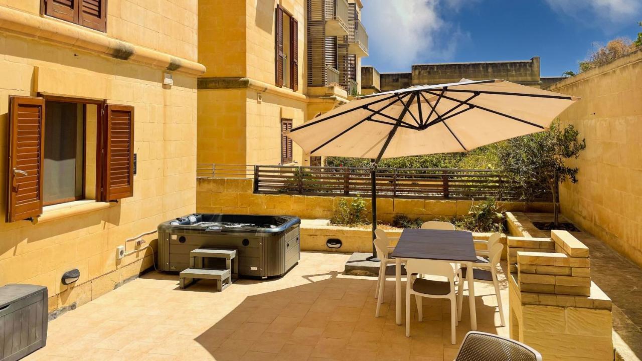 Gee9Teen At Fort Chambray Villa Mgarr Екстериор снимка